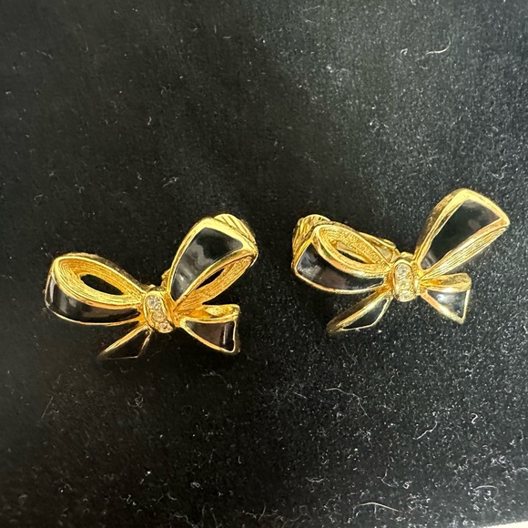 Christian Dior Clip On Earrings - Picture 12 of 13